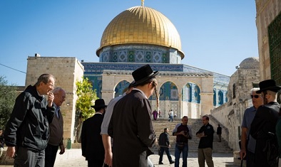 Hamas Desak Warga Palestina untuk Pertahankan Masjid Al-Aqsa